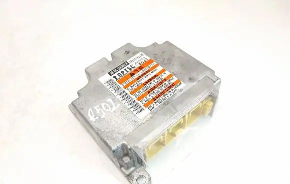 Suzuki Grand Vitara II Airbag control unit/module 3891065J30 W2T71972 65J1