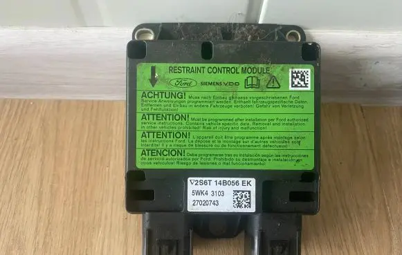 Ford Fiesta Airbag control unit/module 2S6T14B056EK 27020743 5WK43103