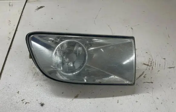 Skoda Octavia Mk2 (1Z) Front fog light 1Z0941702 1Z0941700 4SLX15K201B