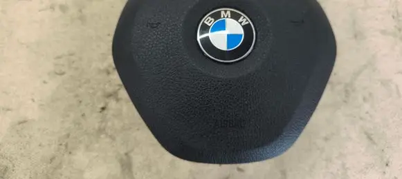 BMW 3 F30 F35 F31 Steering wheel airbag 6871095 62560060L 13950115B34551002