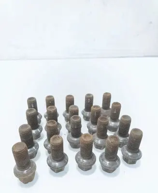 Mercedes-Benz E W212 Nuts/bolts 
