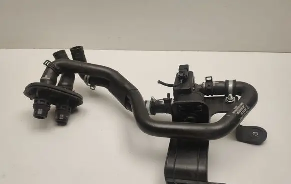 Porsche Macan (95B) Coolant heater control valve 95857281000