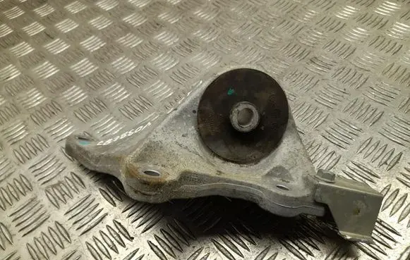 Nissan Ariya Engine mounting bracket