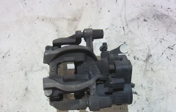 BMW X1 F48 F49 Rear brake caliper 6854439