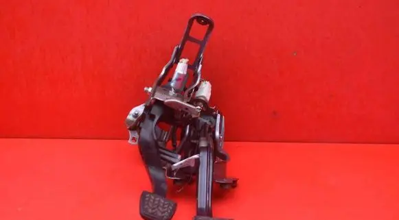Toyota Yaris Accelerator throttle pedal