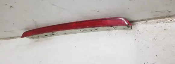 Audi A4 S4 B8 8K Third/center stoplight 8K9945097