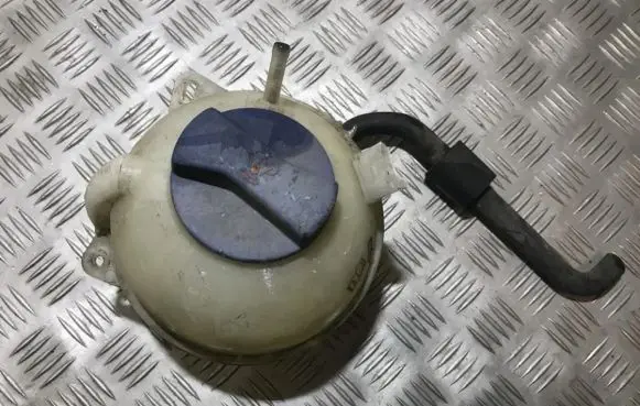Volkswagen New Beetle Coolant expansion tank/reservoir 1c0121403a