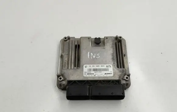 Opel Insignia A Engine control unit/module 55585024