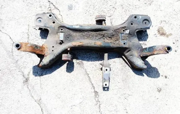 Volkswagen Polo IV 9N3 Front subframe