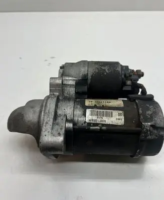 BMW 5 E60 E61 Starter motor 674779 4280000670