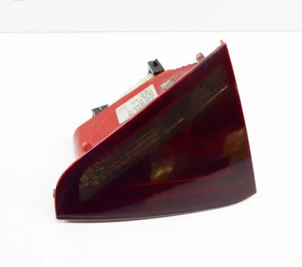 Audi A5 8T 8F Tailgate rear/tail lights 8T0945094