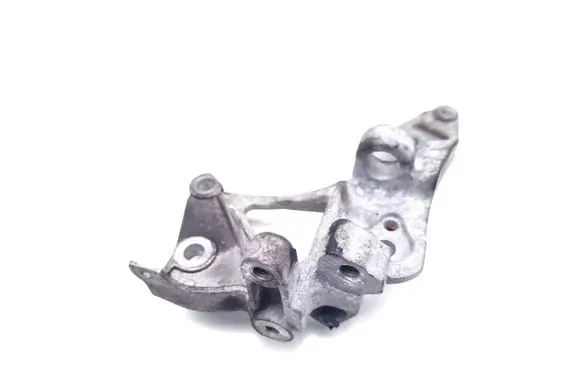 Ford Focus Generator/alternator bracket F1FQ10K018BA