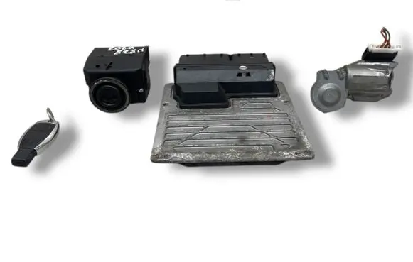 Mercedes-Benz CLC CL203 Engine ECU kit and lock set A2095453908 A0035457732 A2710103645