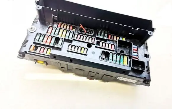 BMW 5 F10 F11 Fuse box set 921086101