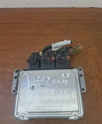 Peugeot 207 CC Engine control unit/module 9666382080 0261S05190 9666320880