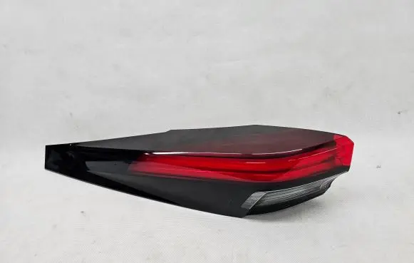 Toyota C-HR I Rear/tail lights 81560-F4200