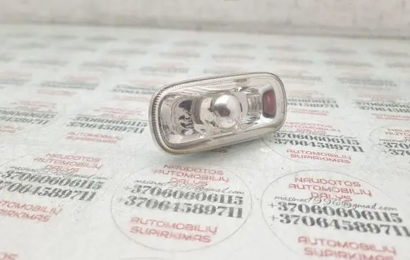 Audi A3 S3 8P Front fender indicator light 8E0949127