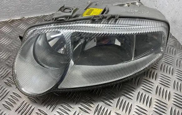 Alfa Romeo 147 Headlight/headlamp 0301186601 467517120