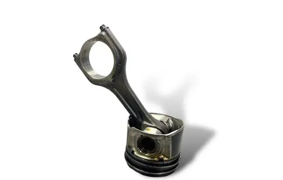 Ford Fiesta Piston with connecting rod F6JD