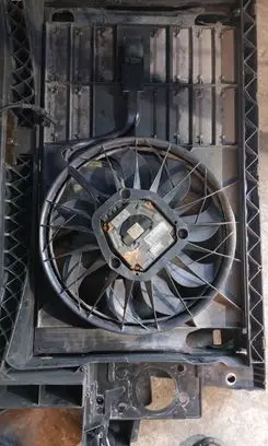 Audi A8 S8 D5 Radiator cooling fan shroud 4E0959455F 3137229011