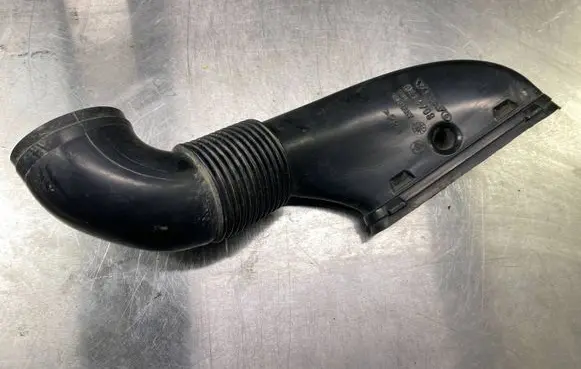 Volvo S80 Engine coolant pipe/hose 9492793 6766
