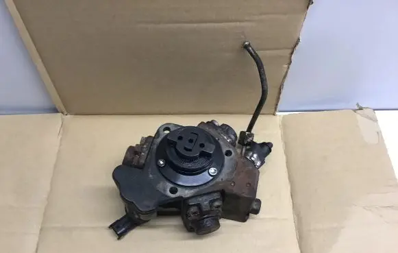 Opel Agila B Fuel injection high pressure pump 0445010157