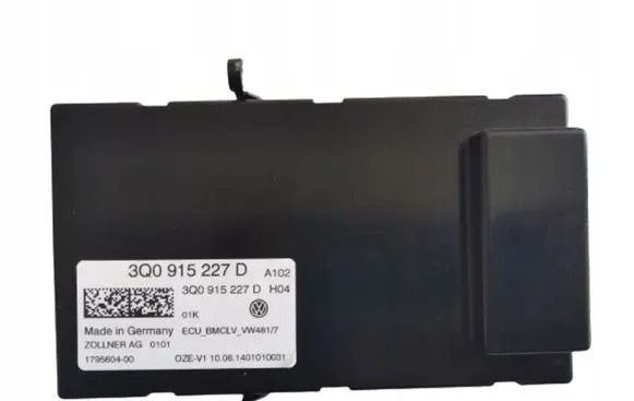 Volkswagen PASSAT B8 Other control units/modules 3Q0915227D