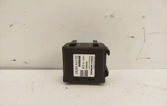Nissan Almera Tino Parking PDC control unit/module 28260AU120 53052A 5WK48778A