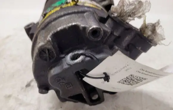 Opel Astra H Air conditioning (A/C) compressor (pump) 13124749 383601234