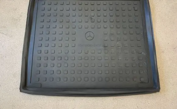 Mercedes-Benz GLC X253 C253 Rubber trunk/boot mat liner A2538140300