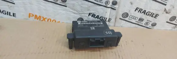 Volkswagen PASSAT B6 Gateway control module 3C0907530B 401342 3C0907951