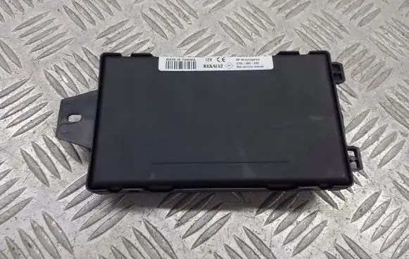 Dacia Sandero High voltage junction box 820029328B