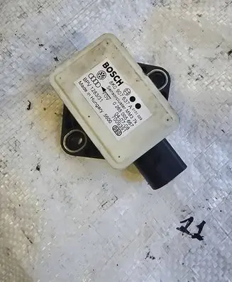 Audi A4 S4 B8 8K ESP acceleration yaw rate sensor 8K0907637A 0265005667 7009391