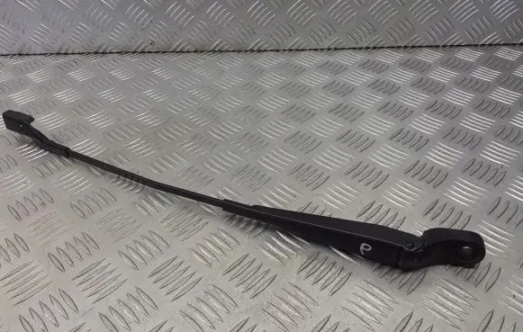 Skoda Fabia Mk2 (5J) Front wiper blade arm 5J0955410B