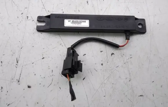 Antenna control unit