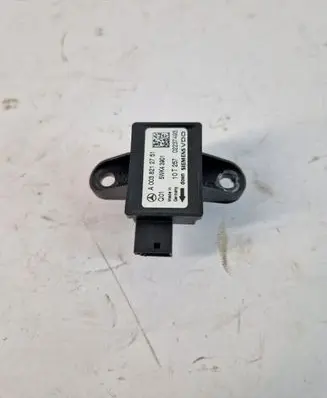 Mercedes-Benz ML W164 Airbag deployment crash/impact sensor a0038212751