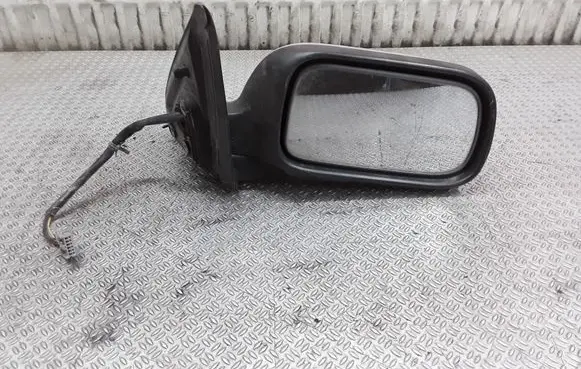 Nissan Primera Front door electric wing mirror E11015334
