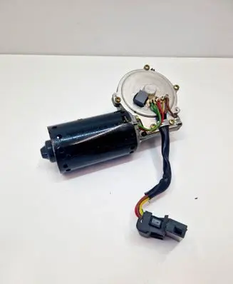 Mercedes-Benz SL R230 Wiper motor 0390241442