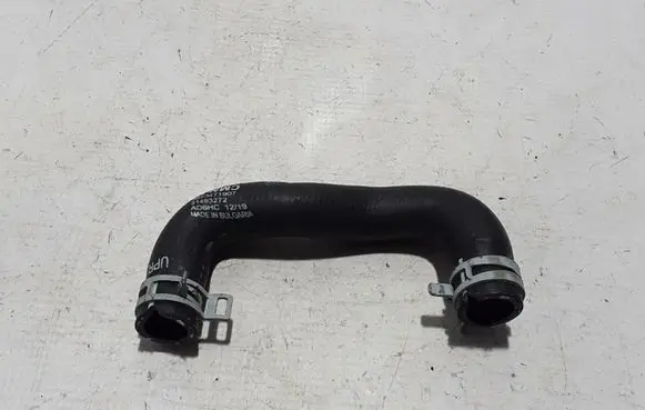 Volvo XC60 Engine coolant pipe/hose 31493272