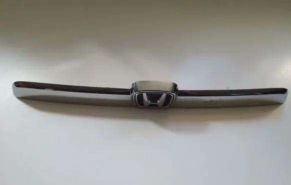 Honda CR-V Tailgate trim 74890SWWE012