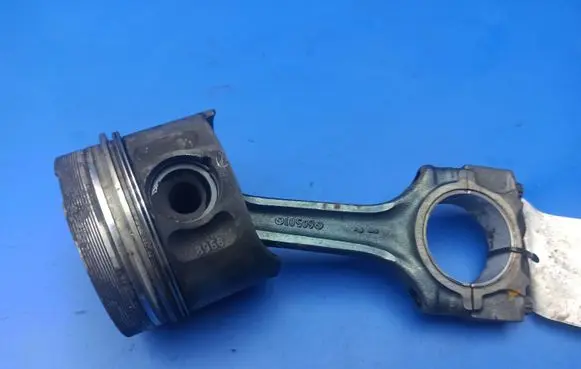 Mercedes-Benz S W140 Piston with connecting rod 60501 8968