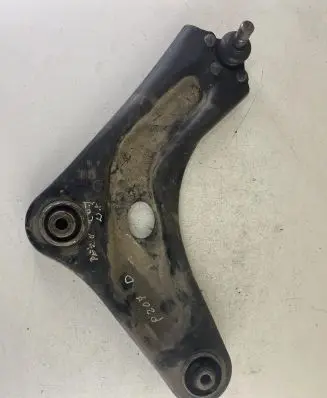 Peugeot 207 Front lower control arm/wishbone