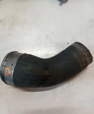 Volvo S60 Intercooler hose/pipe 31422152