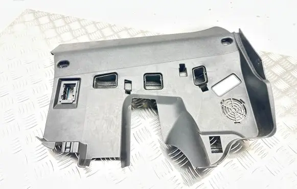 BMW 5 F10 F11 Dashboard lower bottom trim panel 10822910 9166700 9193003