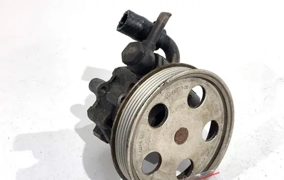 Audi A4 S4 B6 8E 8H Power steering pump 8E0145153H