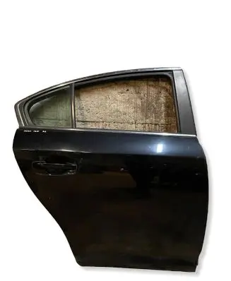 Toyota Avensis T270 Rear door 