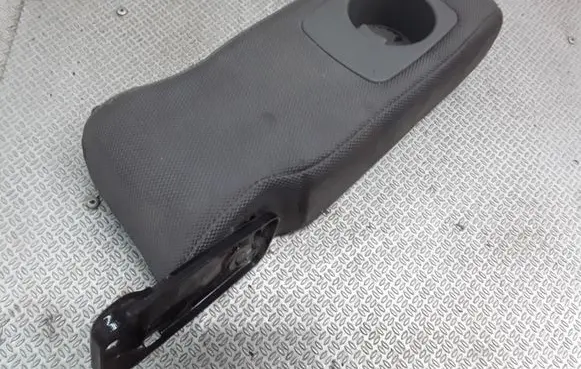Mitsubishi Pajero Armrest