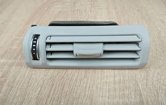 Audi A7 S7 4G Air vent grill in roof 4G0819210E