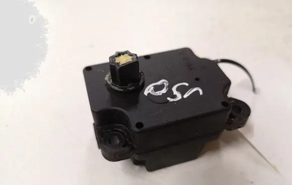 Volvo V50 Air flap motor/actuator 4N5H19E616