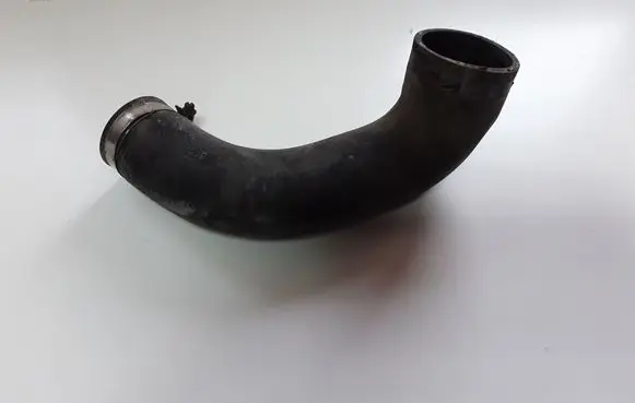 Volkswagen Tiguan Intercooler hose/pipe 5N0145832J